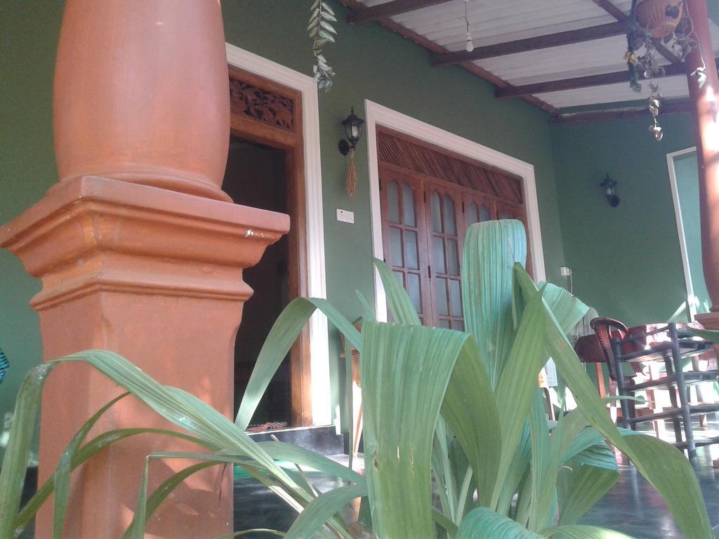 Green Bamboo House 시기리야 외부 사진